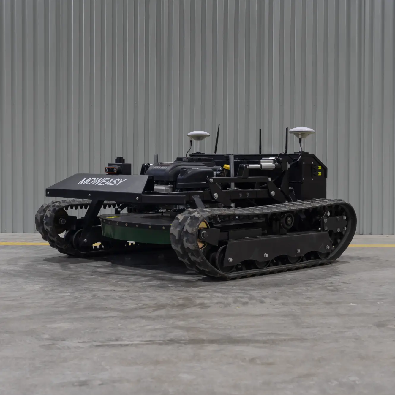 Tagliaerba Radiocomandato Autonomo a Benzina per Pendenze Ripide ZOC90T6A-Disponibile da fine febbraio