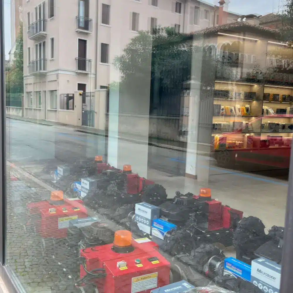 ZOC55R3 – Tosaerba telecomandato per lavoro continuo su grandi superfici - immagine 4